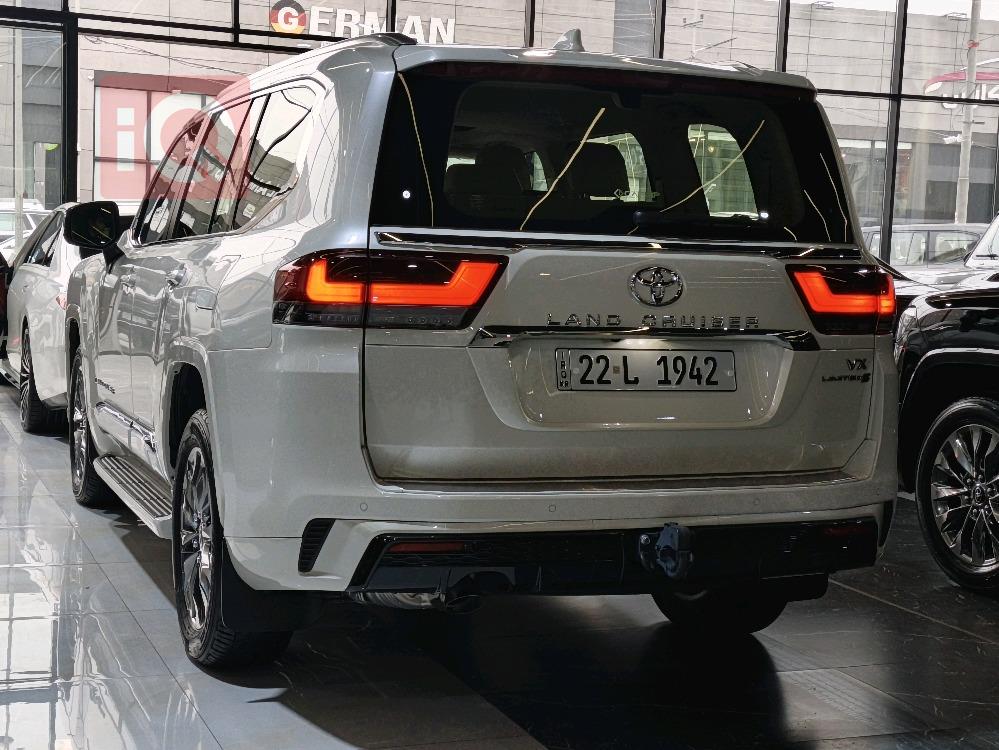 تويوتا لاندكروزر